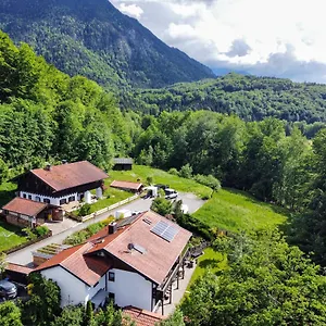 https://ferienapartment-opitz.com-bavaria.com
